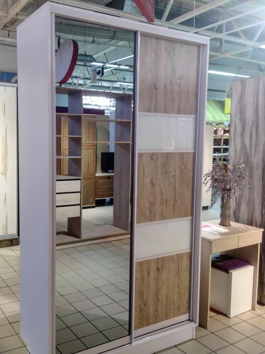 шафа-купе двохдверна ДСП, дзеркало димчасте та лак білий