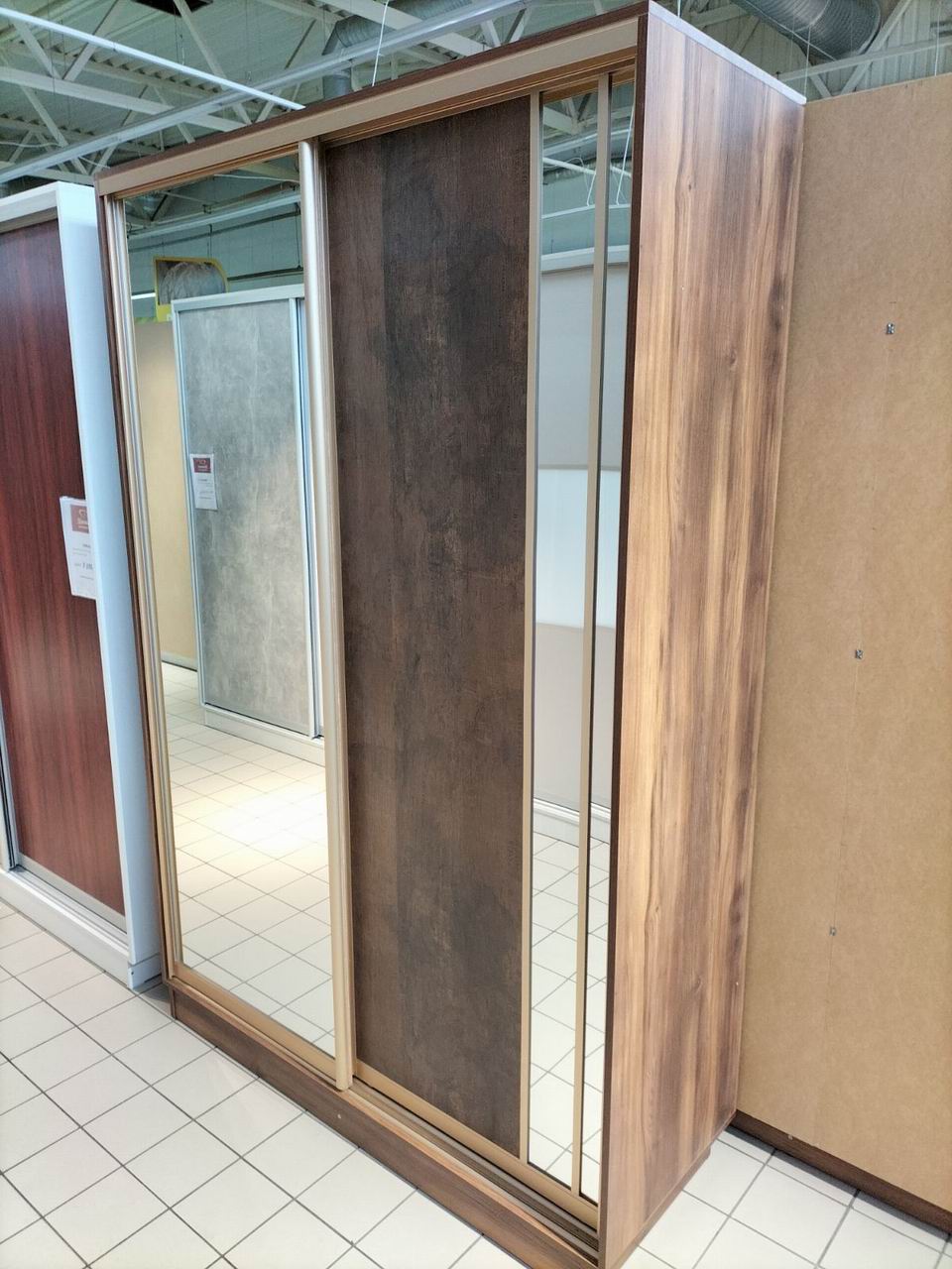 шафа-купе двохдверна, ДСП та дзеркало, профіль золото рожеве